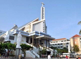 Ghé thăm nhà thờ Tắc Sậy – địa điểm du lịch Bạc Liêu nổi tiếng Ghé thăm nhà thờ Tắc Sậy - địa điểm du lịch Bạc Liêu nổi tiếng